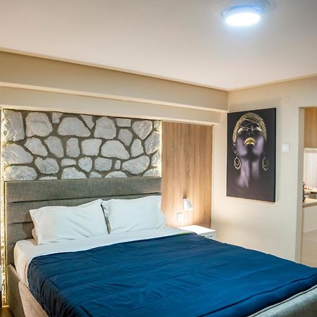 Kondoulis Apartment 2 カランバカ エクステリア 写真