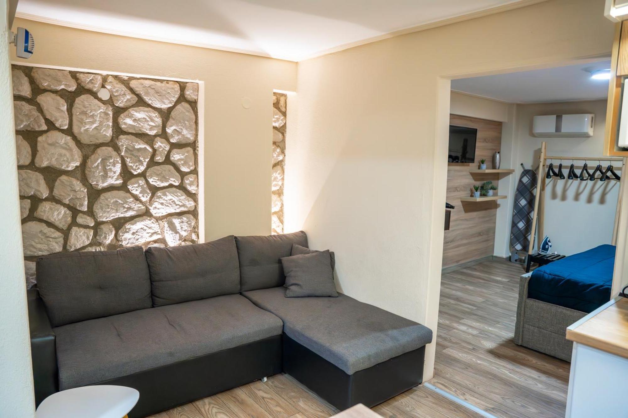 Kondoulis Apartment 2 カランバカ エクステリア 写真