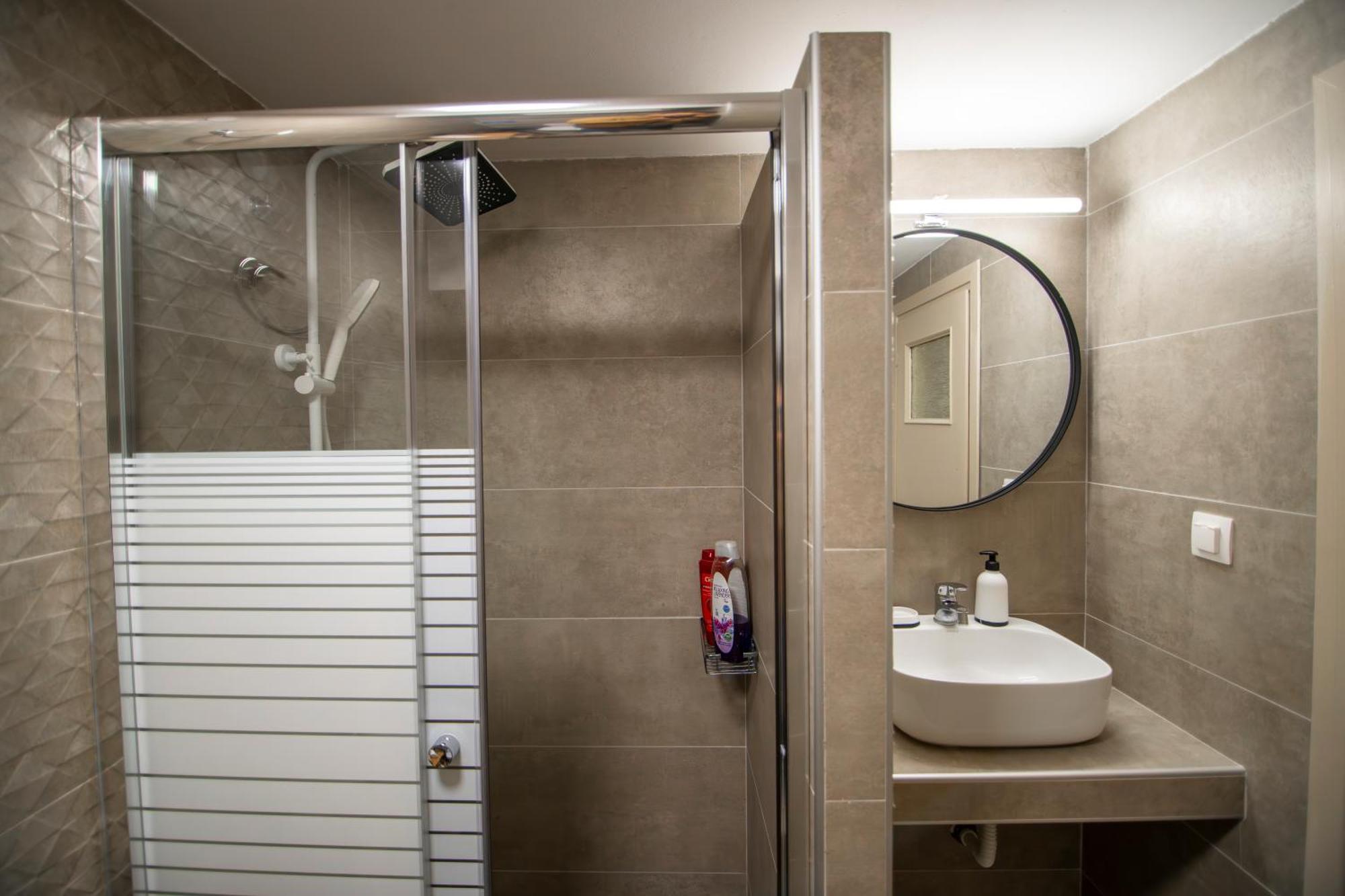 Kondoulis Apartment 2 カランバカ エクステリア 写真